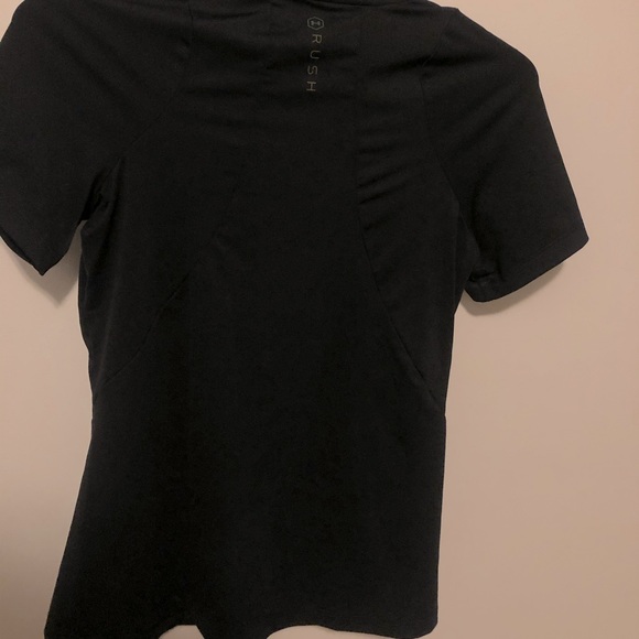 Under Armour Rush Athletic T-Shirt - Picture 2 of 5